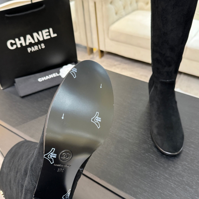 Ch**el boots